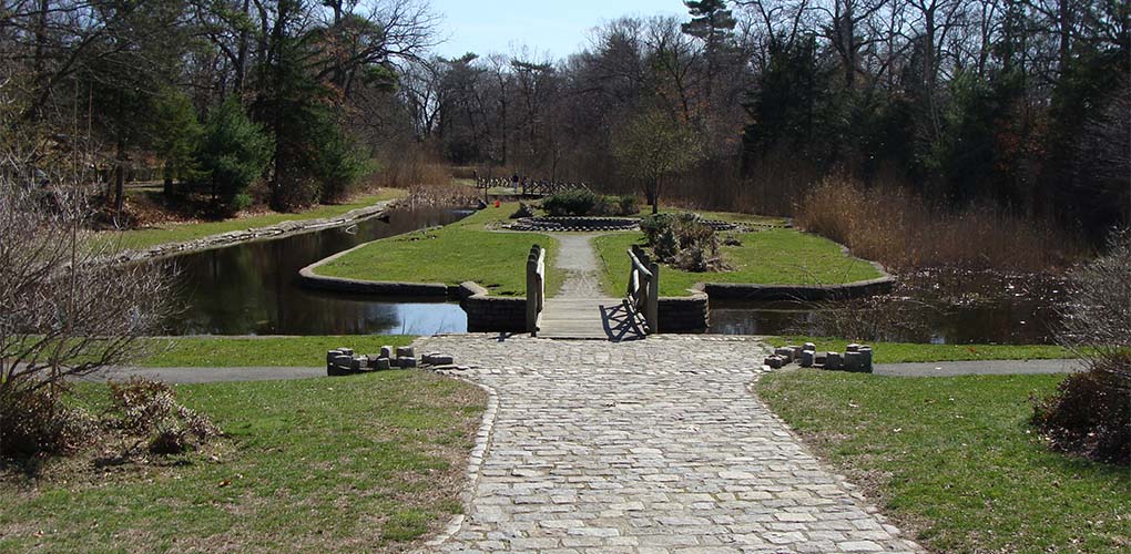 friendship gardens slater park